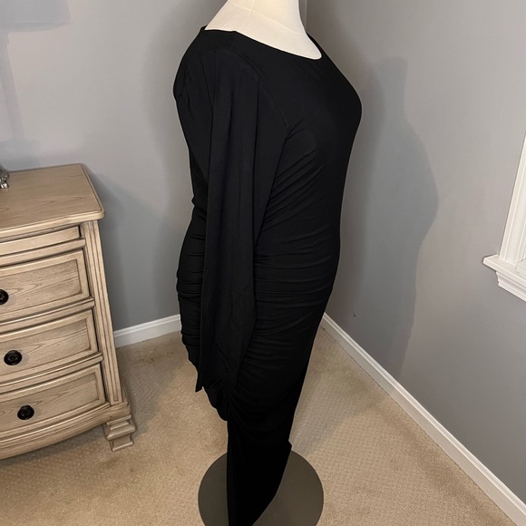 NWT Universal Standard Side Ruched Dress in Black Size 18/20 - Picture 3 of 7